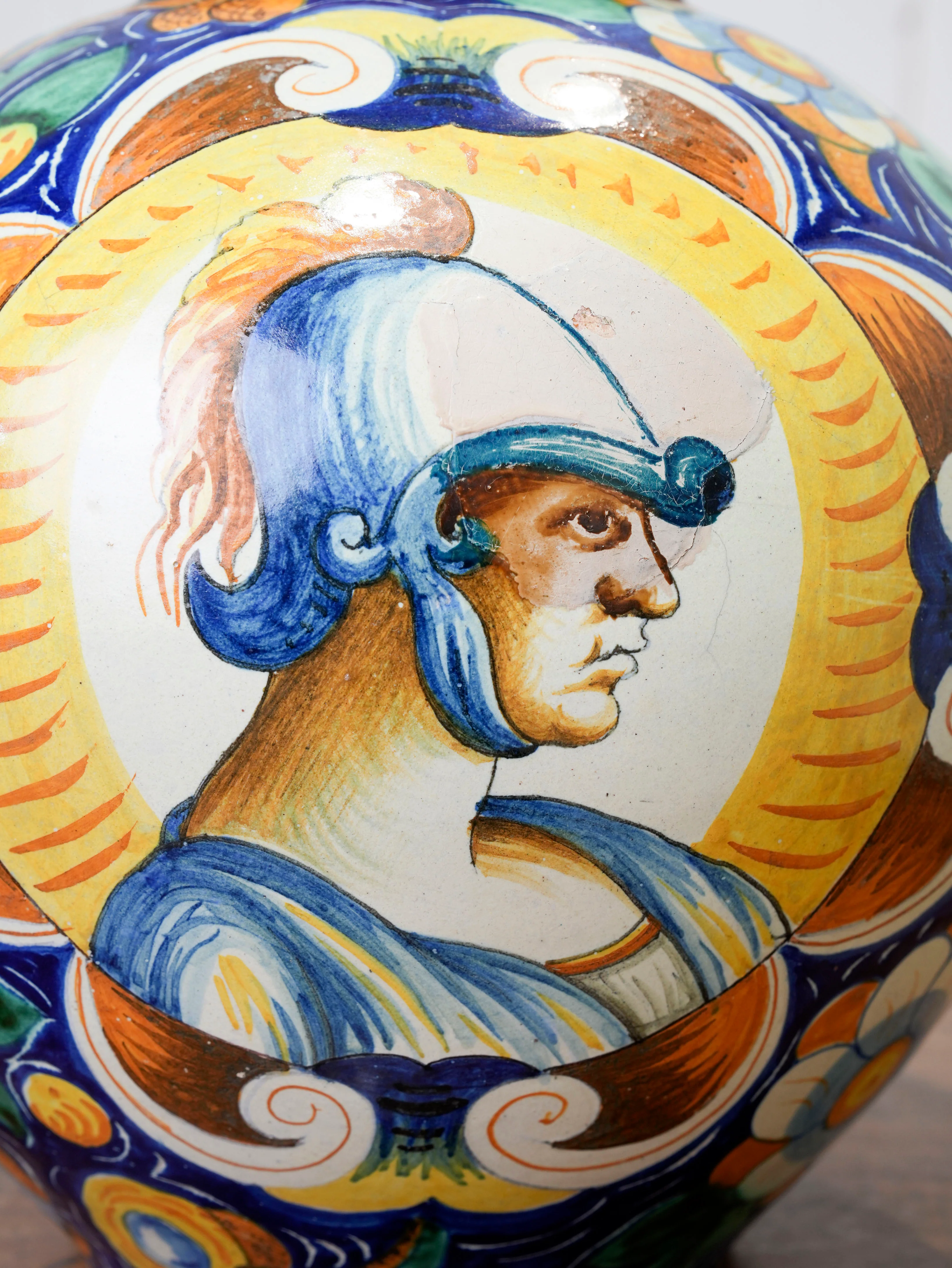 A 19th Century Venetian Majolica Pharmacy Vase - Image 4