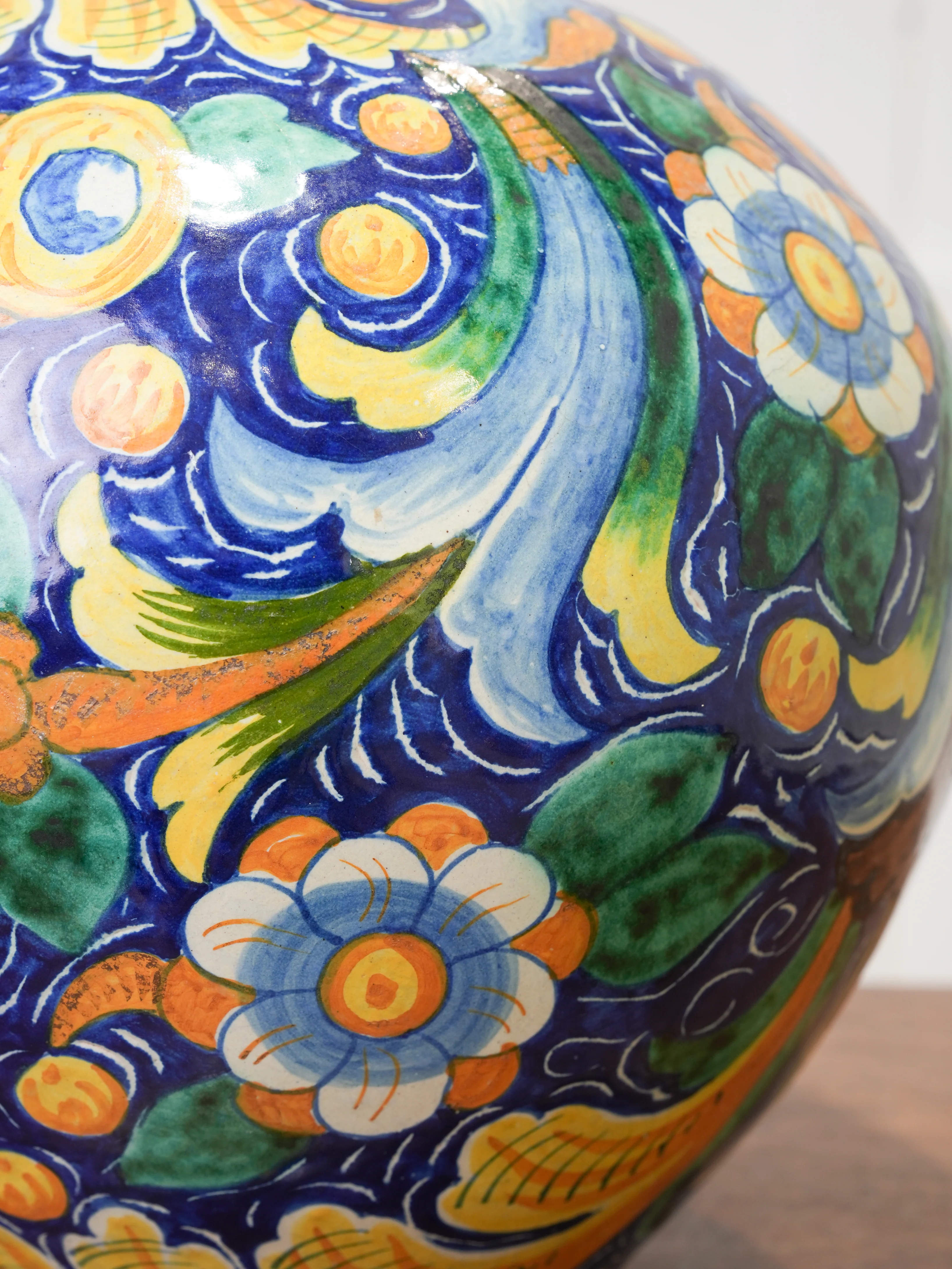 A 19th Century Venetian Majolica Pharmacy Vase - Image 6
