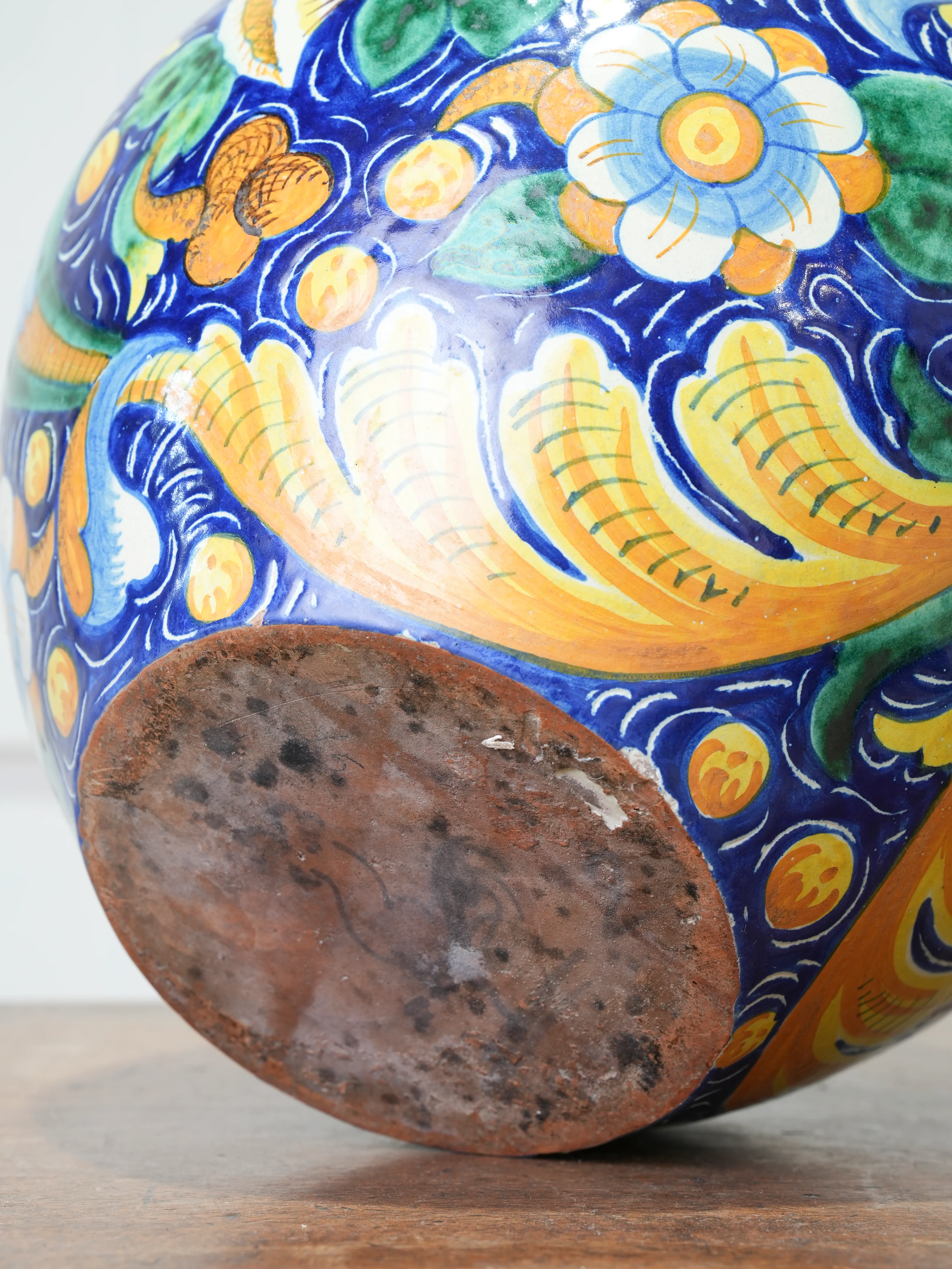A 19th Century Venetian Majolica Pharmacy Vase - Image 9