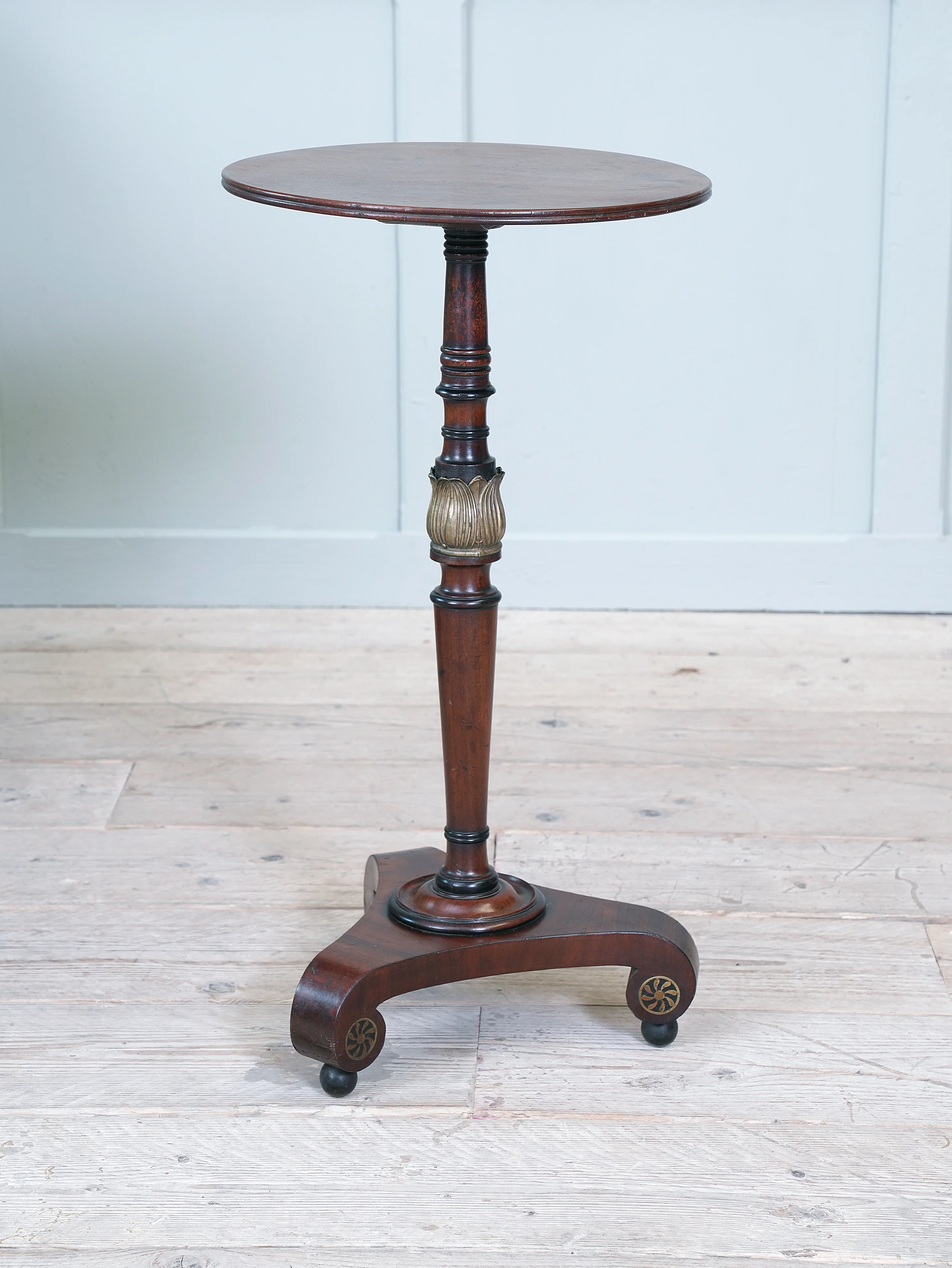 A Regency Lamp Table - Image 2